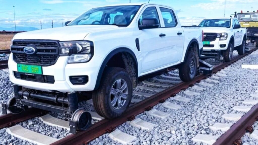 Ford Ranger Hi-Rail Vehicles On The TRC
